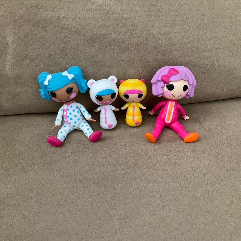 Lalaloopsy Silly Sleepover Set Mini Dolls
